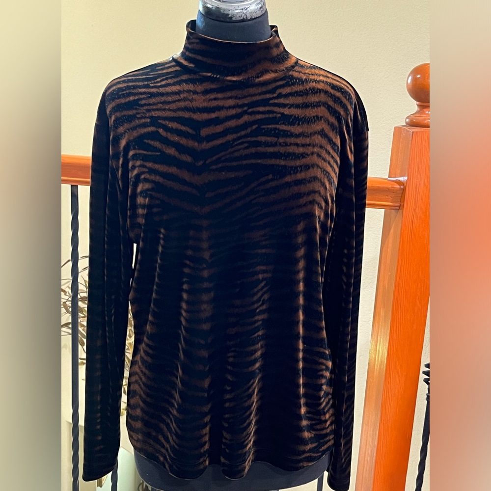 CHRISTIE & JILL Velvet Tiger-Stripe Mock Neck Top - Black & Brown SIZE XL